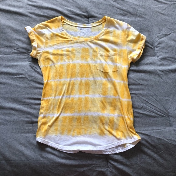 a.n.a Tops - yellow t shirt